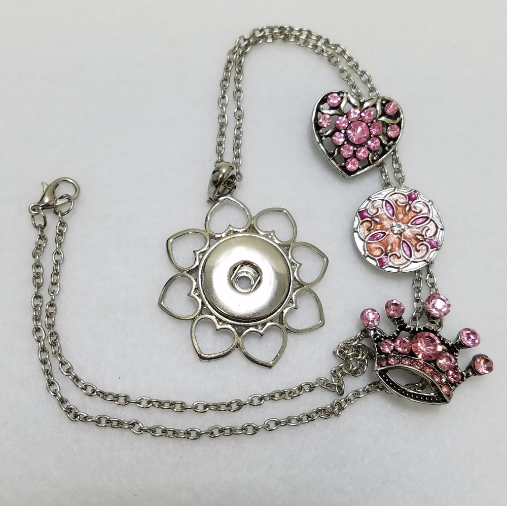 Silver Color Snap Jewelry Hearts All Around Pendant Necklace with 3 Snaps